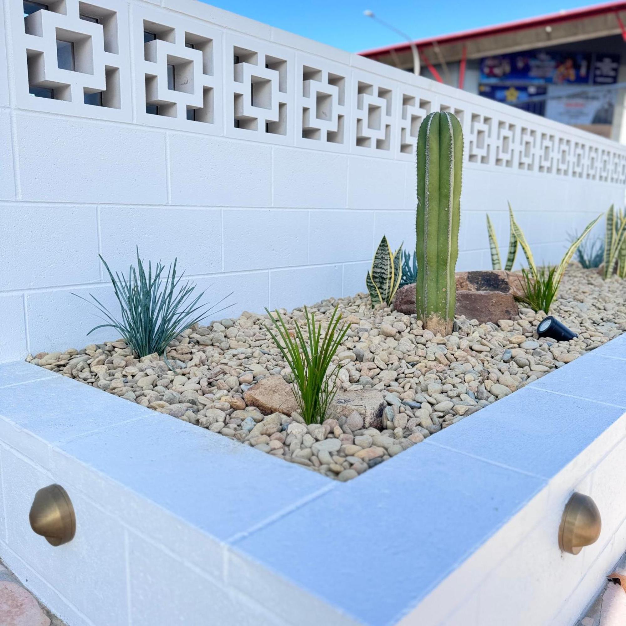 Surfside 22 Hotel 4*